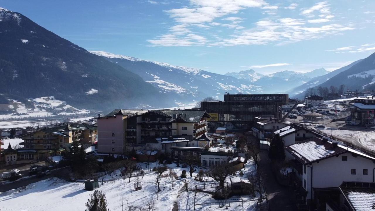 Mountain Penthouse 8 & 9 Apartment Fuegen