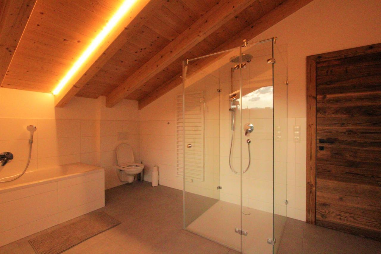 Mountain Penthouse 8 & 9 Apartment Fuegen